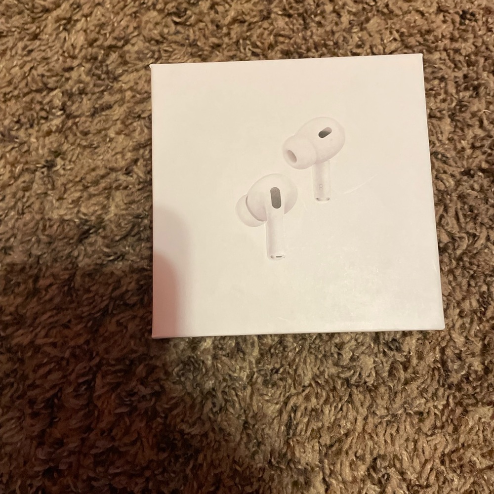 Apple AirPods Pro with Wireless Charging Case